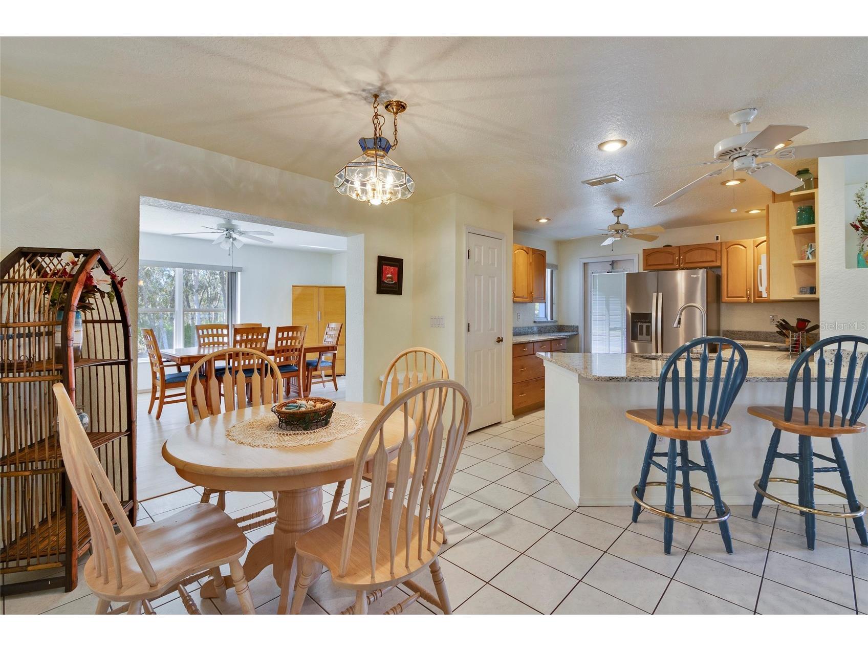 7095 Blackbird Avenue Weeki Wachee FL 34613 W7882838 image11