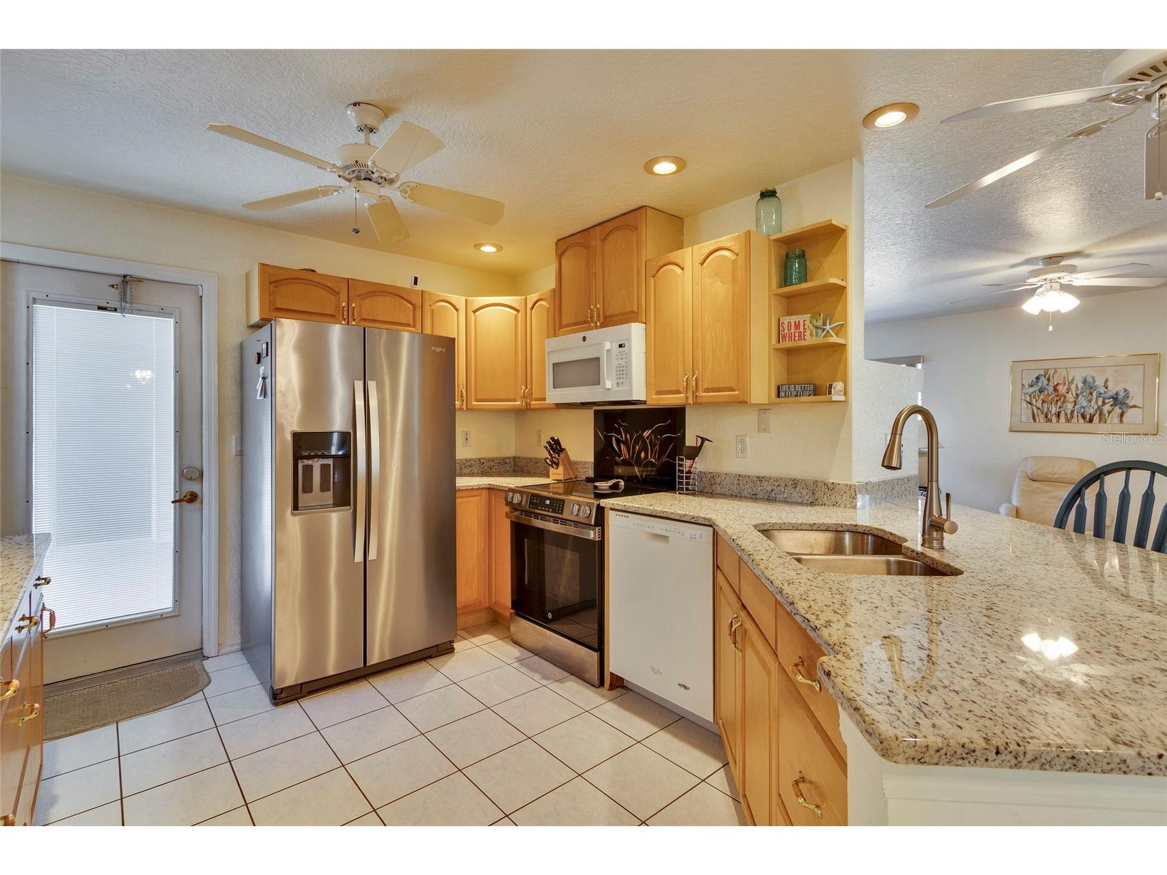 7095 Blackbird Avenue Weeki Wachee FL 34613 W7882838 image12