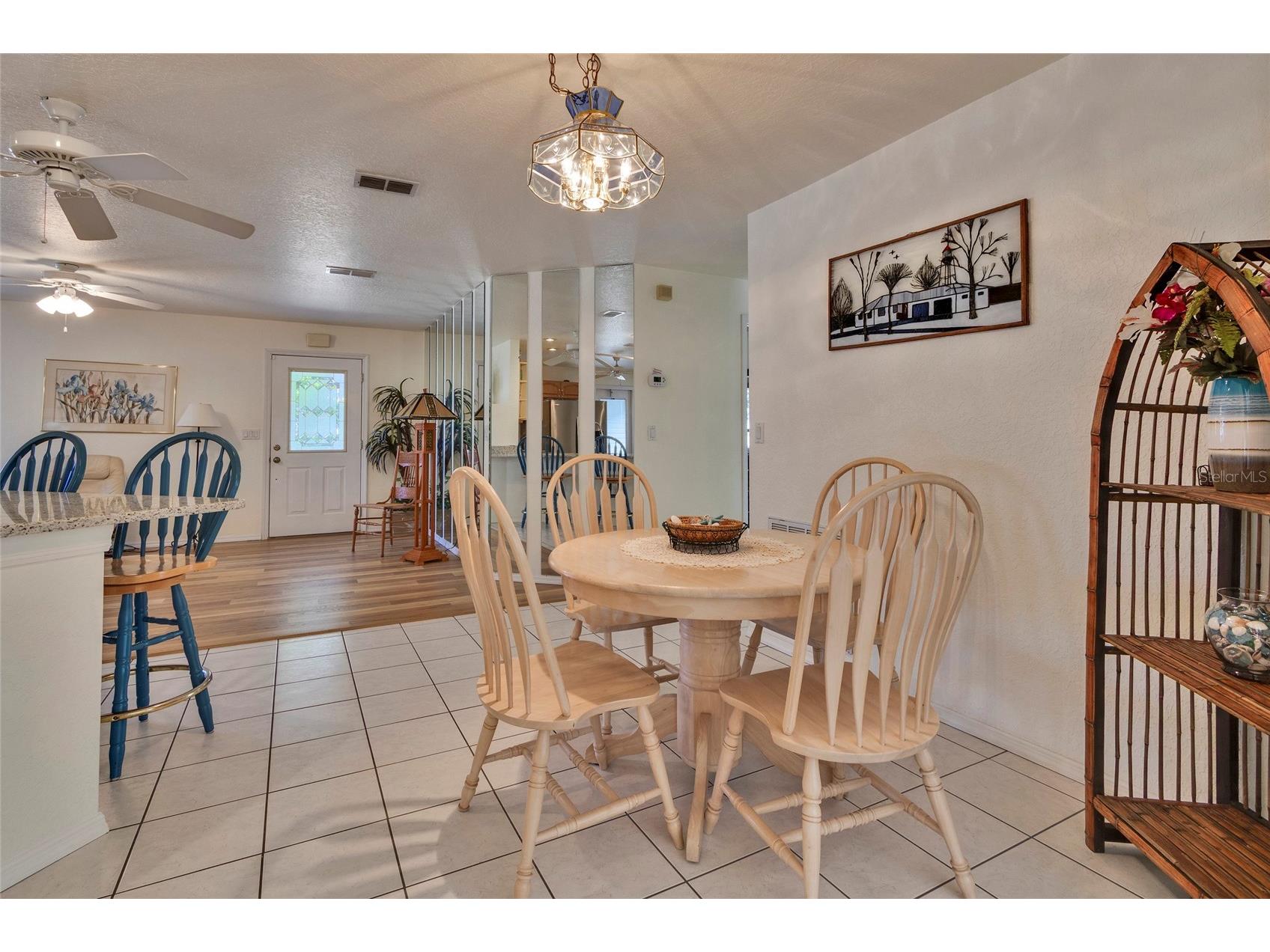 7095 Blackbird Avenue Weeki Wachee FL 34613 W7882838 image15