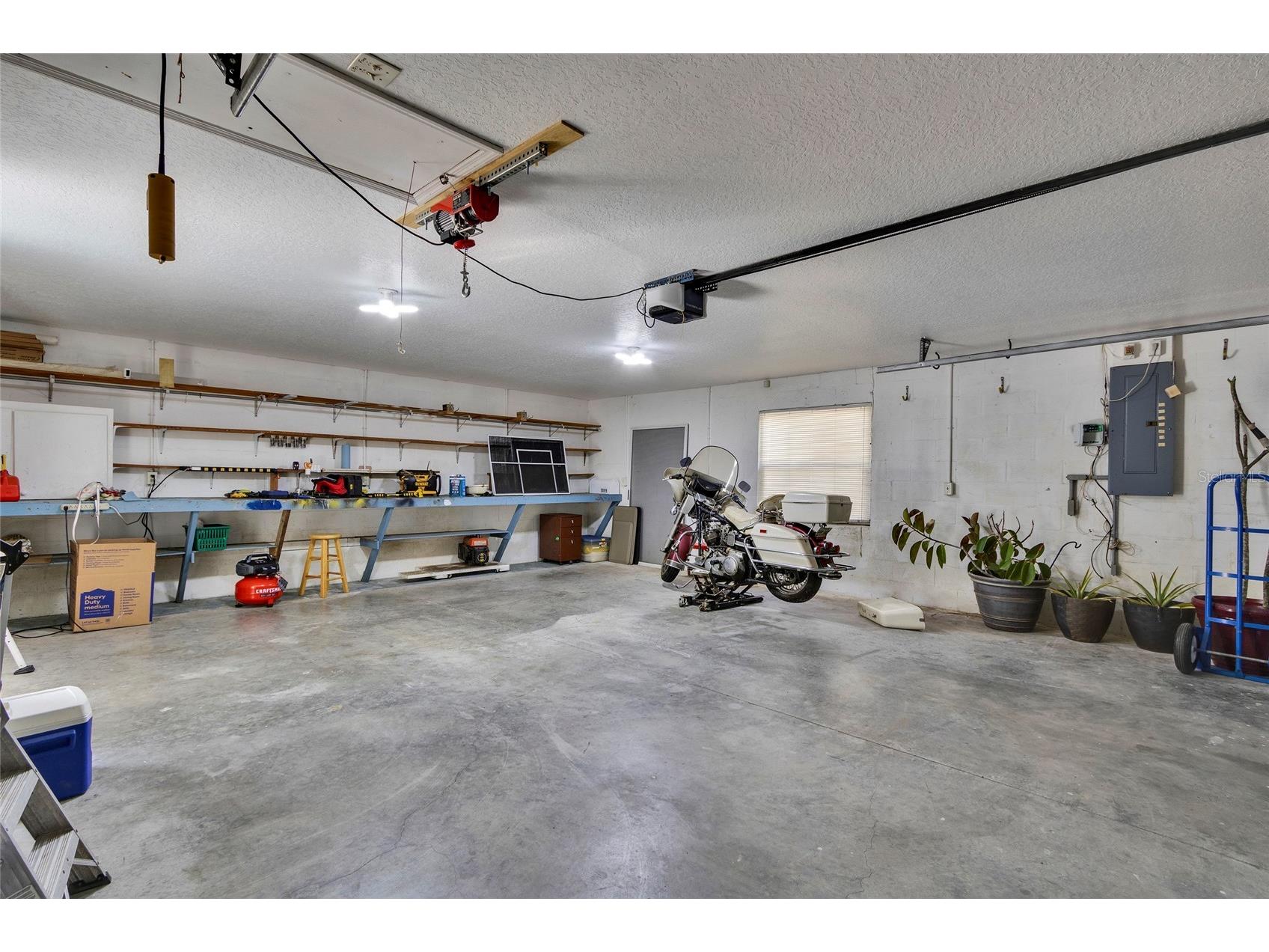 7095 Blackbird Avenue Weeki Wachee FL 34613 W7882838 image32