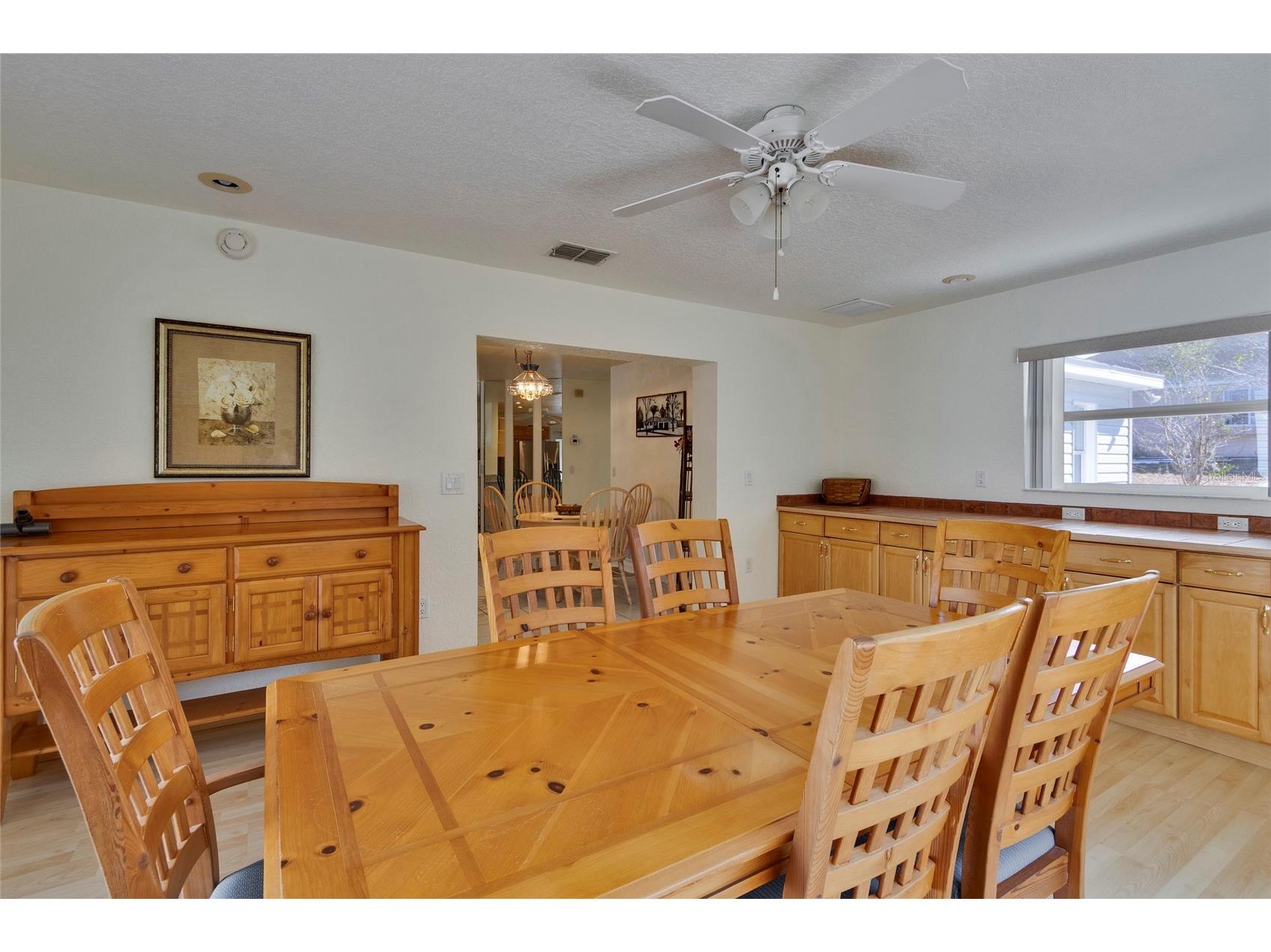 7095 Blackbird Avenue Weeki Wachee FL 34613 W7882838 image5