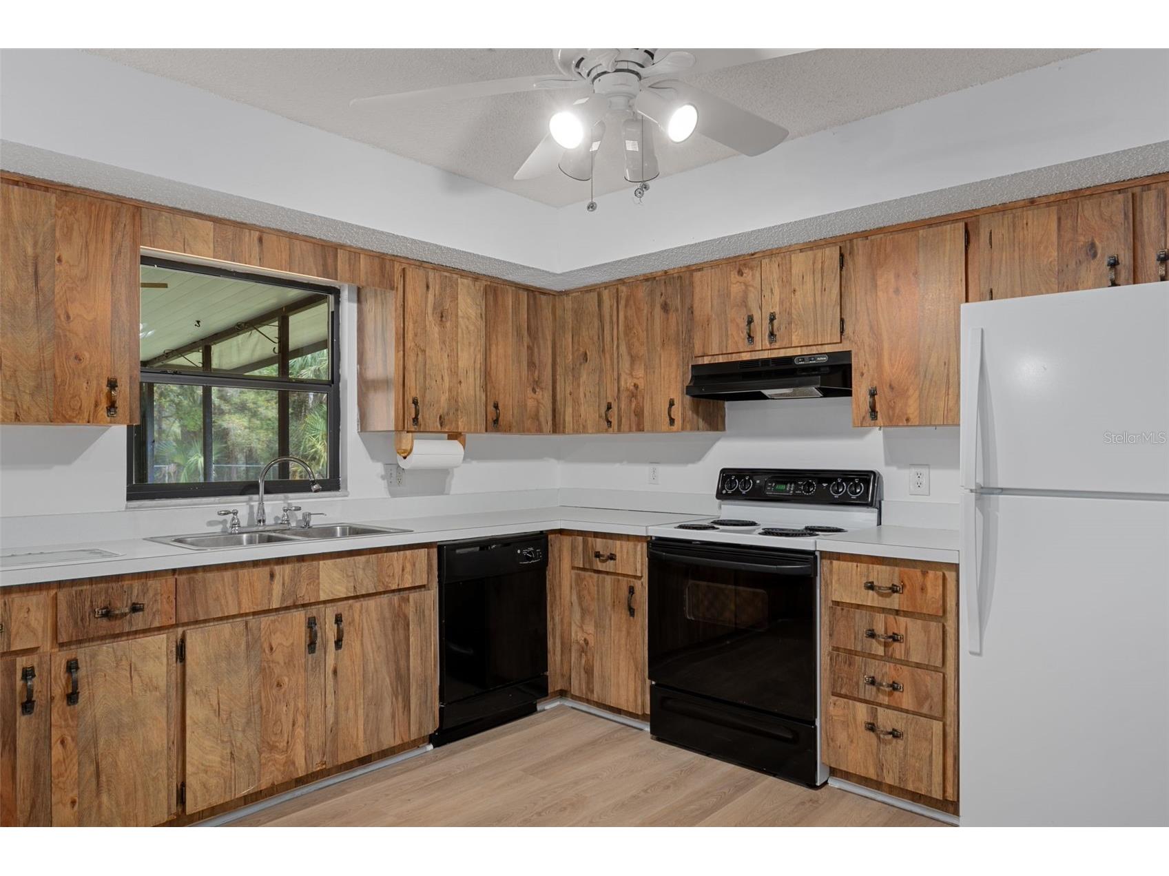 7095 W Greenwood Lane Crystal River FL 34429 W7884302 image15