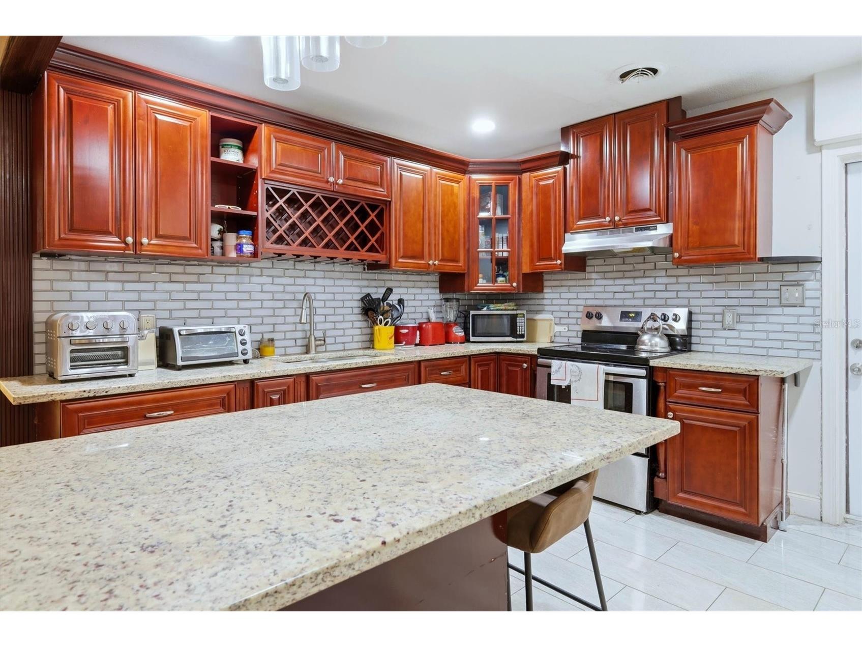 7096 54th Avenue N Saint Petersburg FL 33709 TB8481904 image17