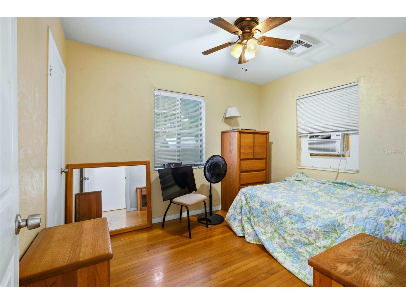 7096 54th Avenue N Saint Petersburg FL 33709 TB8481904 image21