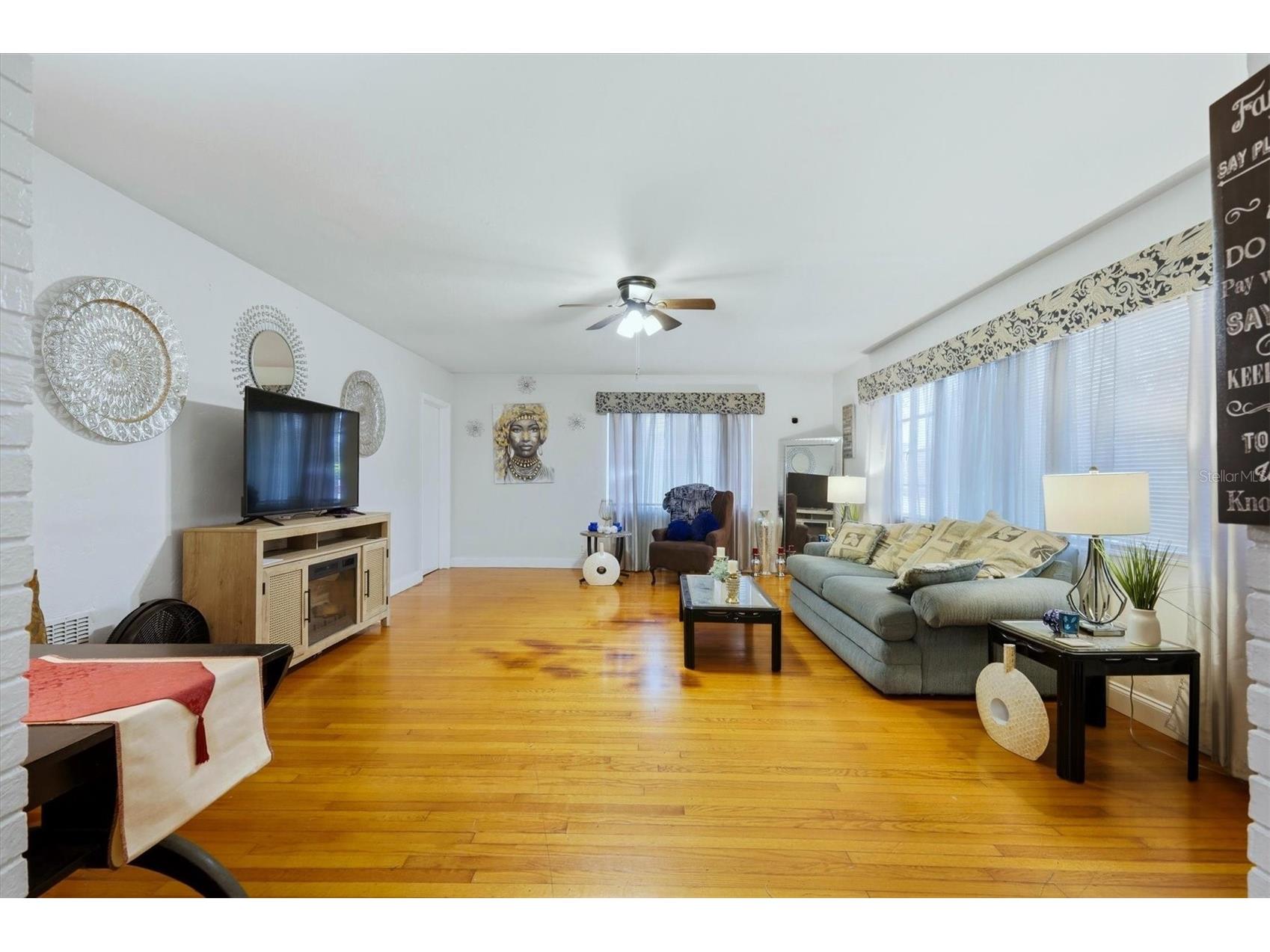 7096 54th Avenue N Saint Petersburg FL 33709 TB8481904 image8