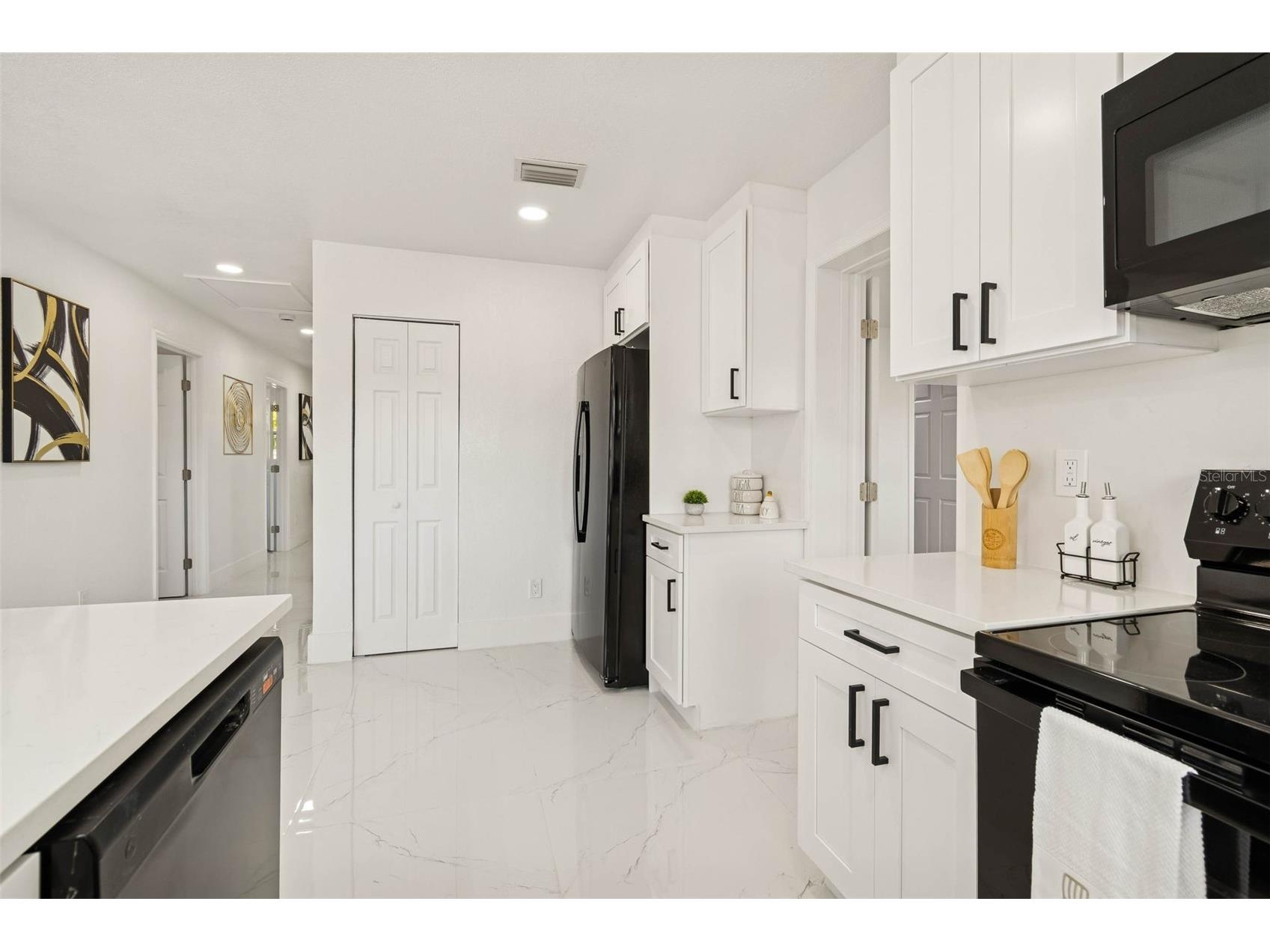 7097 Delta Way Clearwater FL 33764 TB8476848 image26