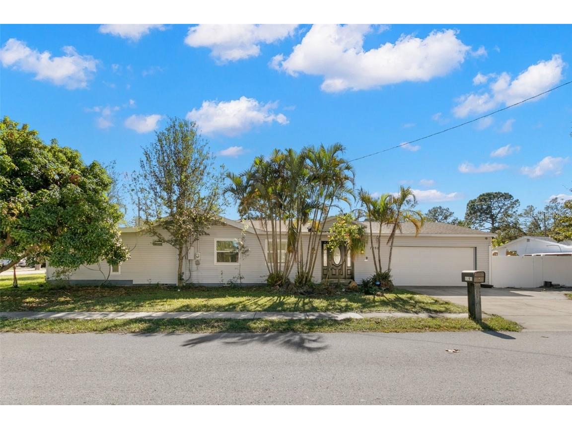 7098 54th Street N Pinellas Park FL 33781 TB8325393 image1
