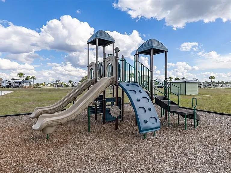 71 Cedar Circle E Lake Wales FL 33898 TB8511553 image17