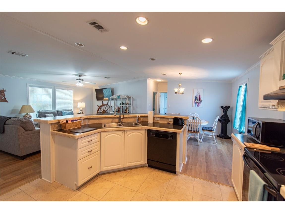 71 Windmill Boulevard Punta Gorda FL 33950 C7505657 image5