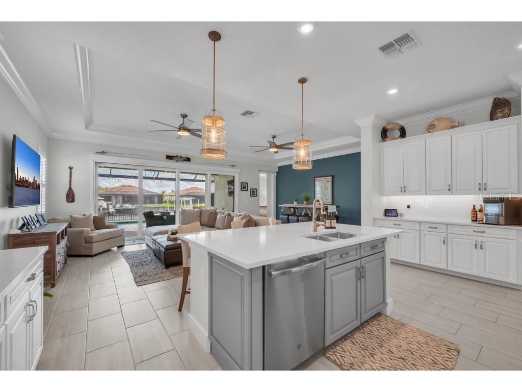 710 16th Avenue E Palmetto FL 34221 TB8428195 image14