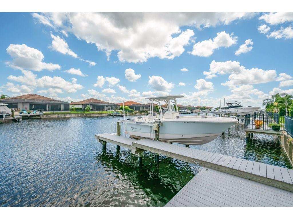 710 16th Avenue E Palmetto FL 34221 TB8428195 image40