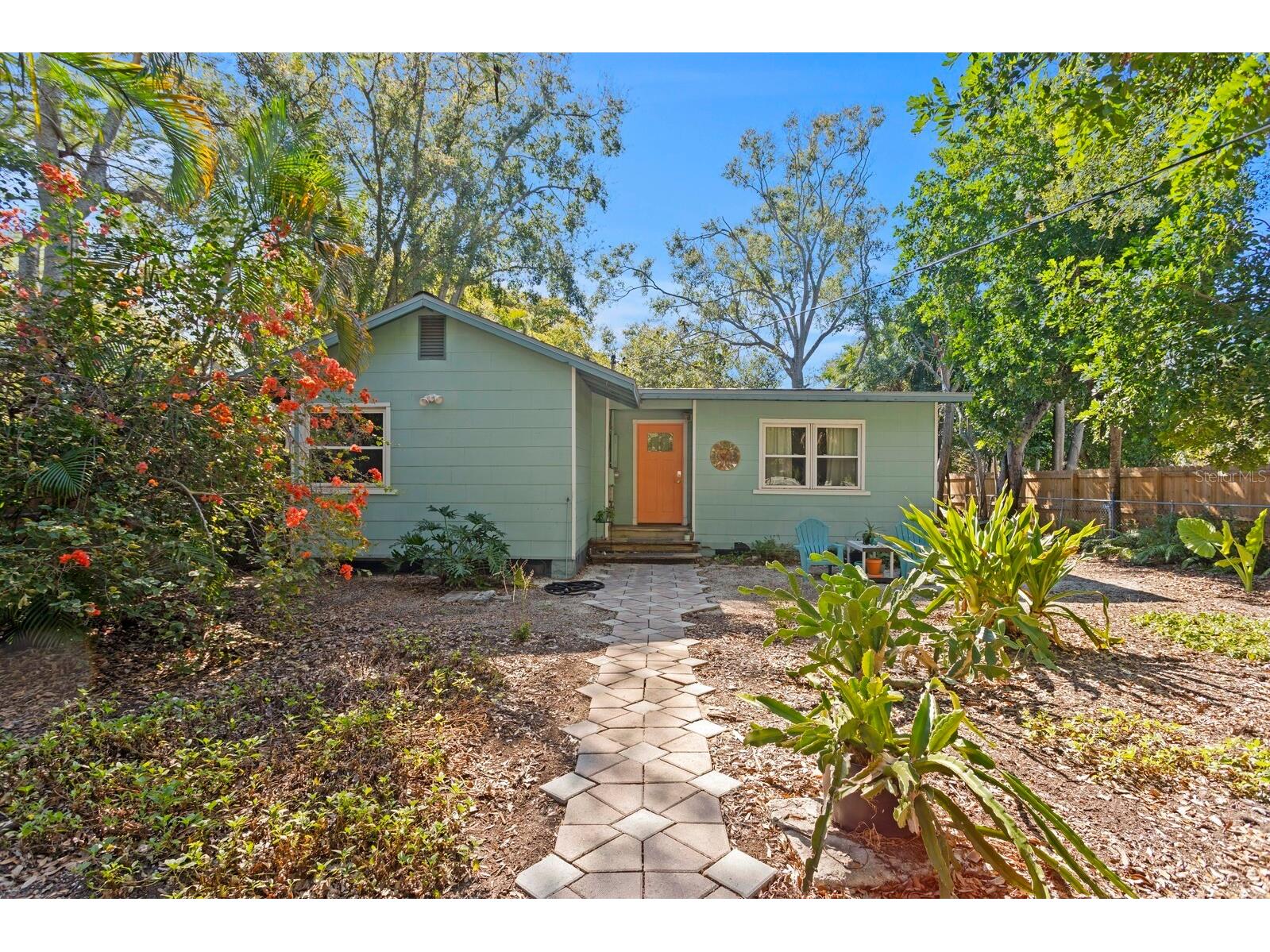 710 34th Avenue S Saint Petersburg FL 33705 TB8471279 image1