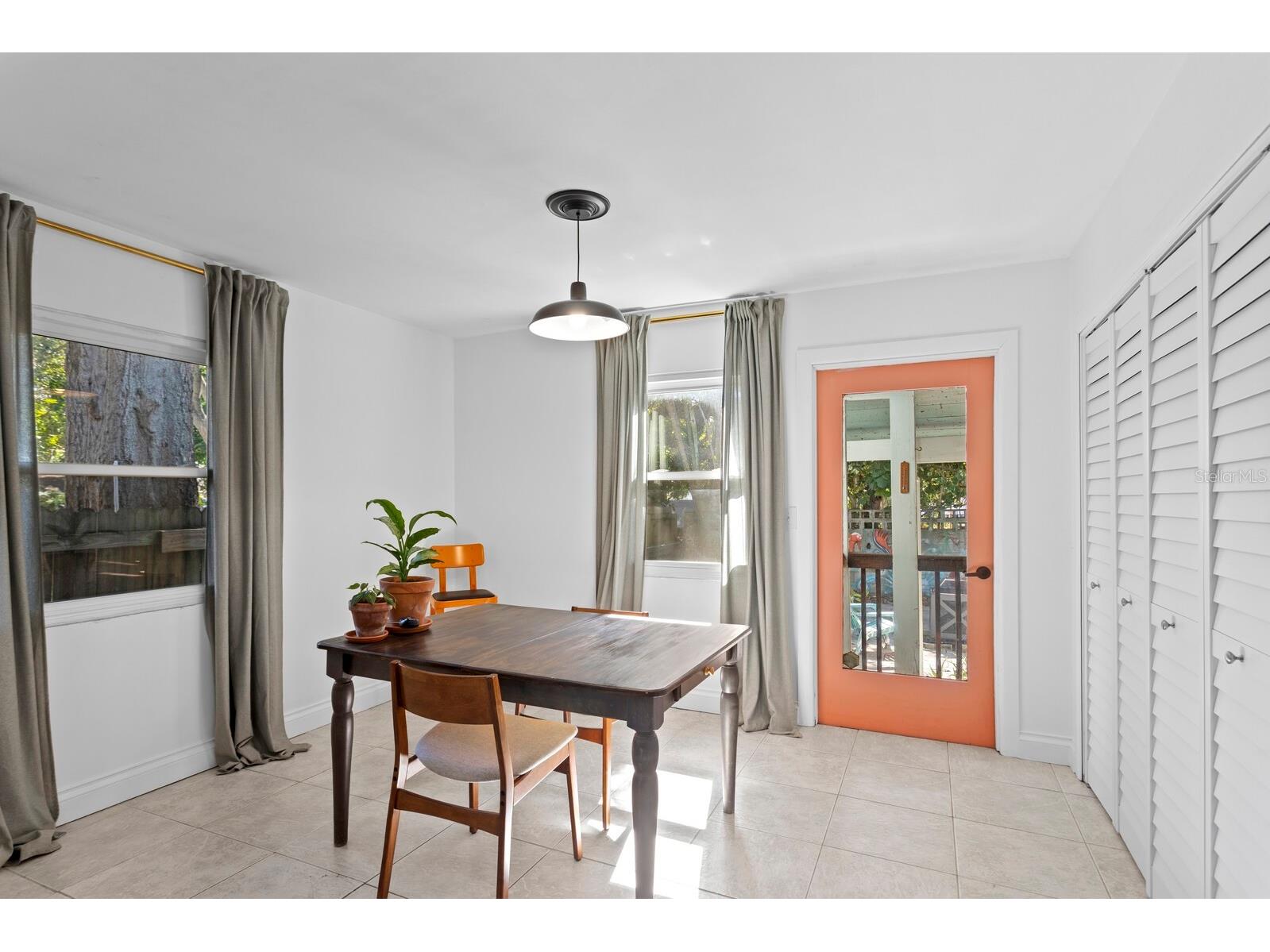 710 34th Avenue S Saint Petersburg FL 33705 TB8471279 image12