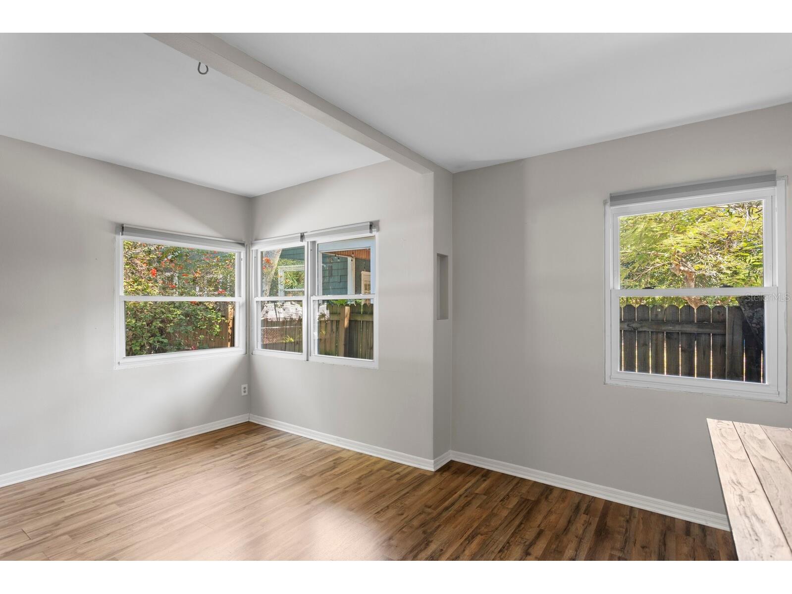 710 34th Avenue S Saint Petersburg FL 33705 TB8471279 image18