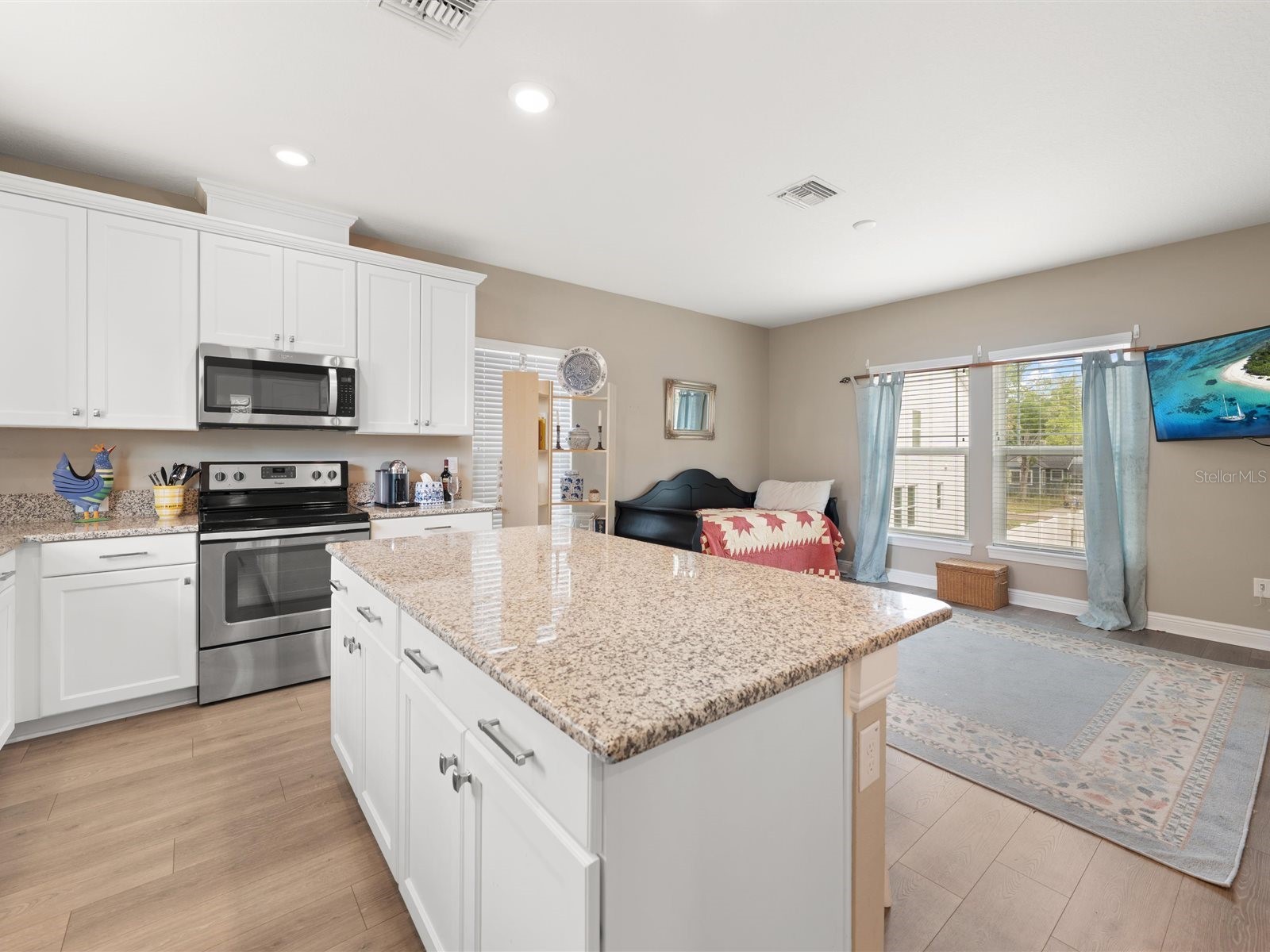 710 36th Avenue N Saint Petersburg FL 33704 TB8493823 image35