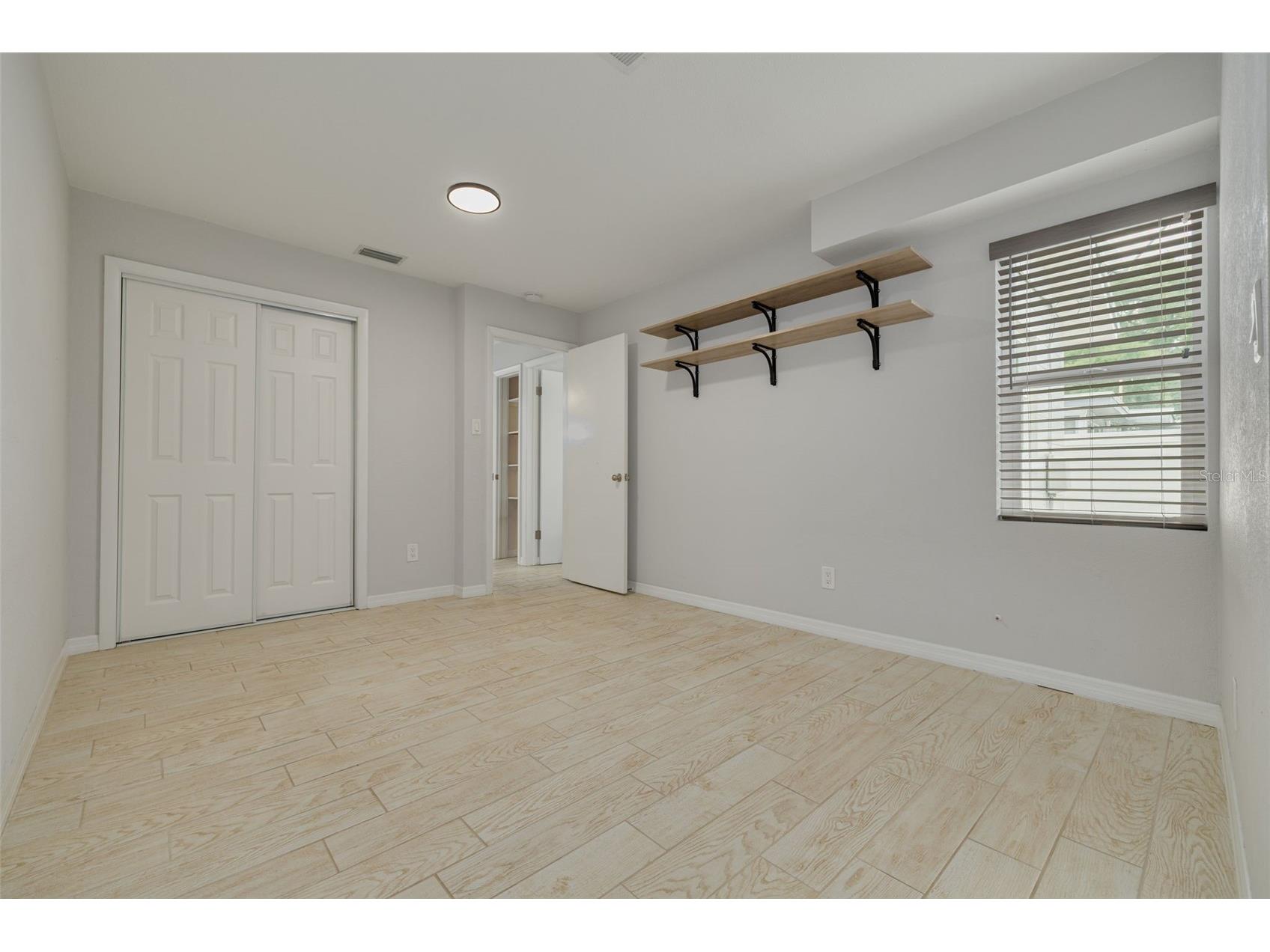 710 50th Avenue N Saint Petersburg FL 33703 TB8520211 image13