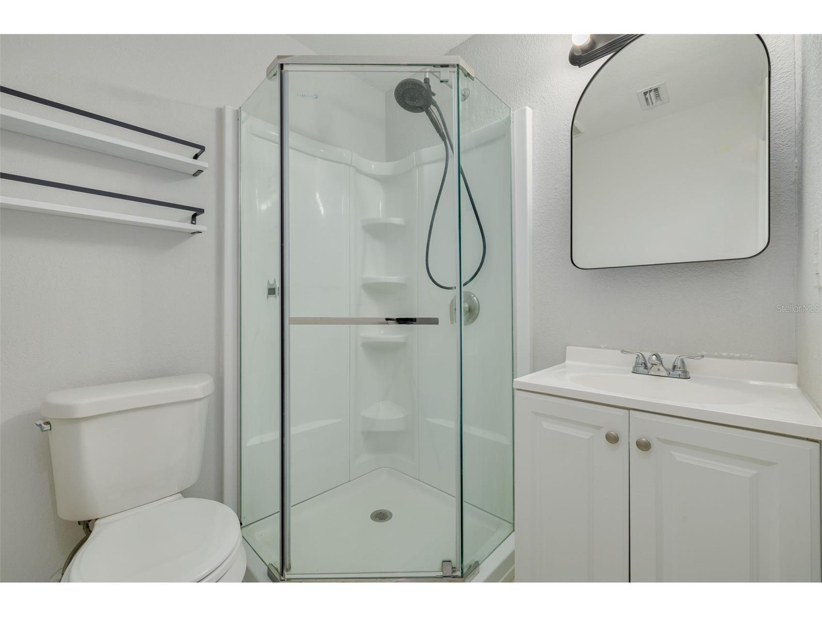 710 50th Avenue N Saint Petersburg FL 33703 TB8520211 image16