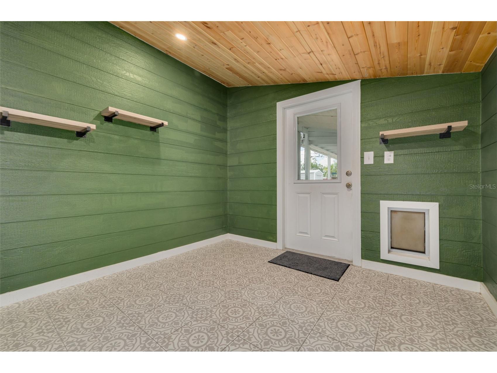710 50th Avenue N Saint Petersburg FL 33703 TB8520211 image22
