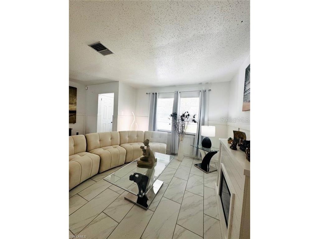 710 Aqui Esta Drive Punta Gorda FL 33950 C7526329 image9