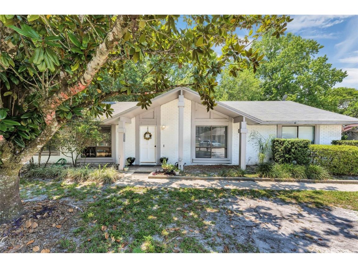 710 Briarwood Drive Winter Springs FL 32708 O6110841 image1