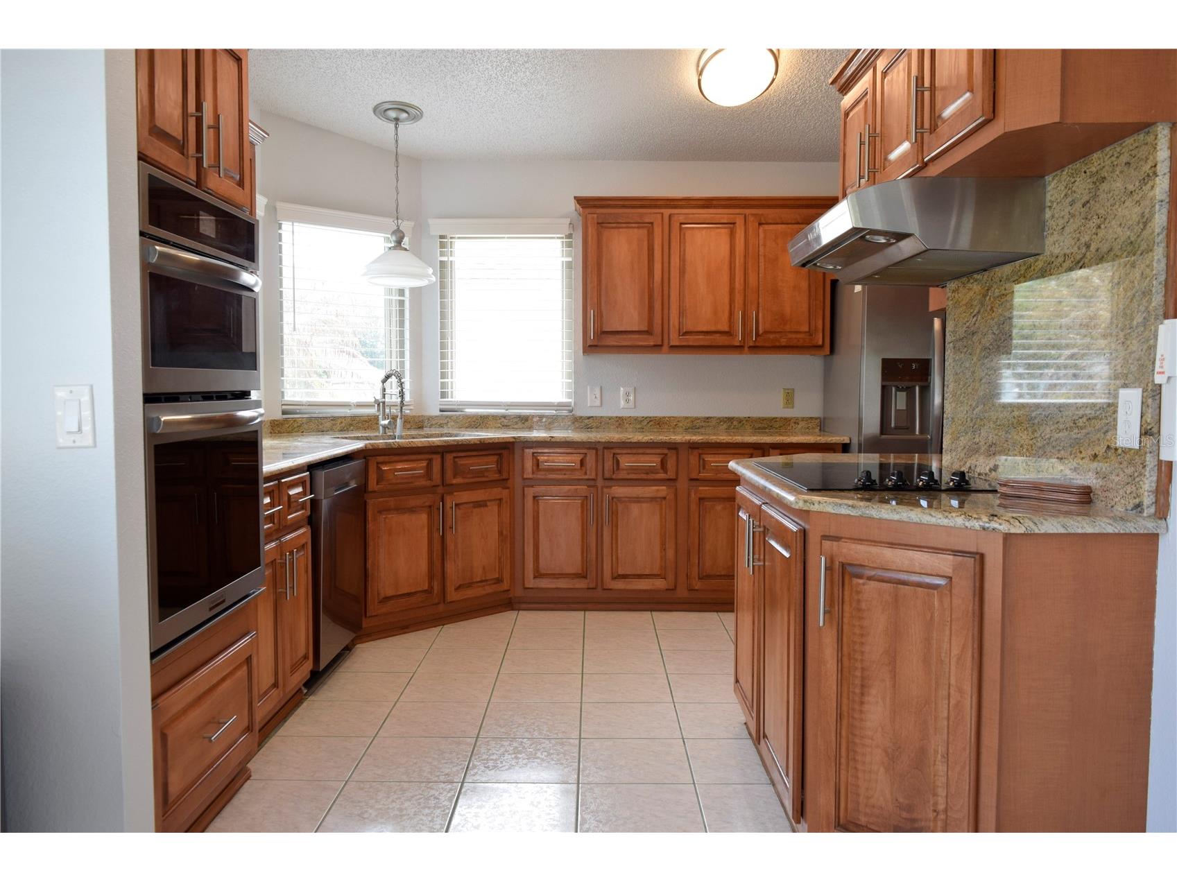 710 Cortez Avenue Lady Lake FL 32159 OM722755 image5