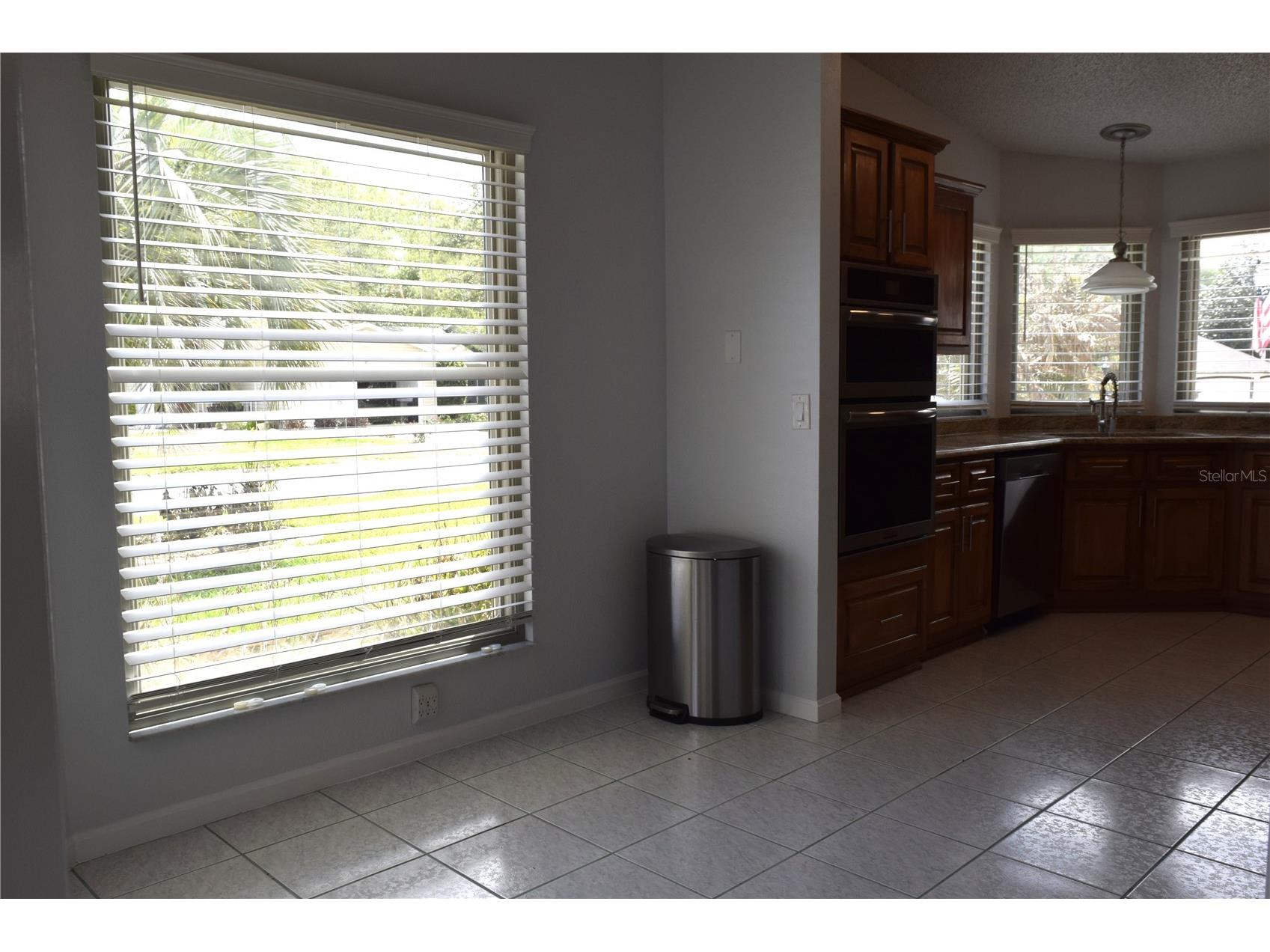 710 Cortez Avenue Lady Lake FL 32159 OM722755 image7