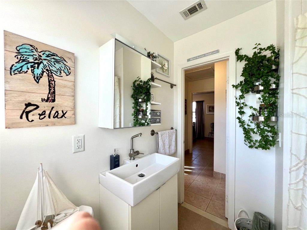 710 Flamingo Drive #B Ormond Beach FL 32176 O6359228 image13