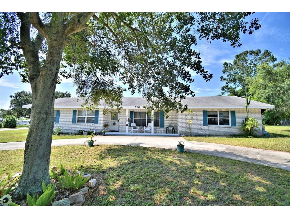 710 Highlands Avenue Dundee FL 33838 P4926747 image1