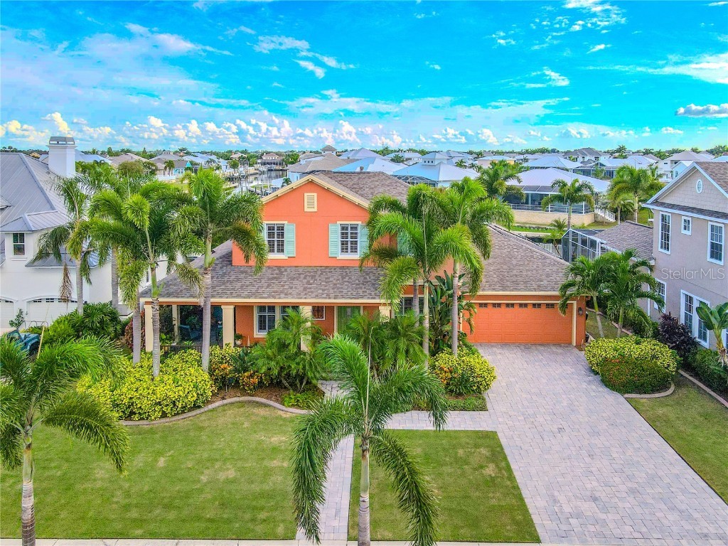 710 Islebay Drive Apollo Beach FL 33572 - BISCAYNE CANAL TB8338366 image1