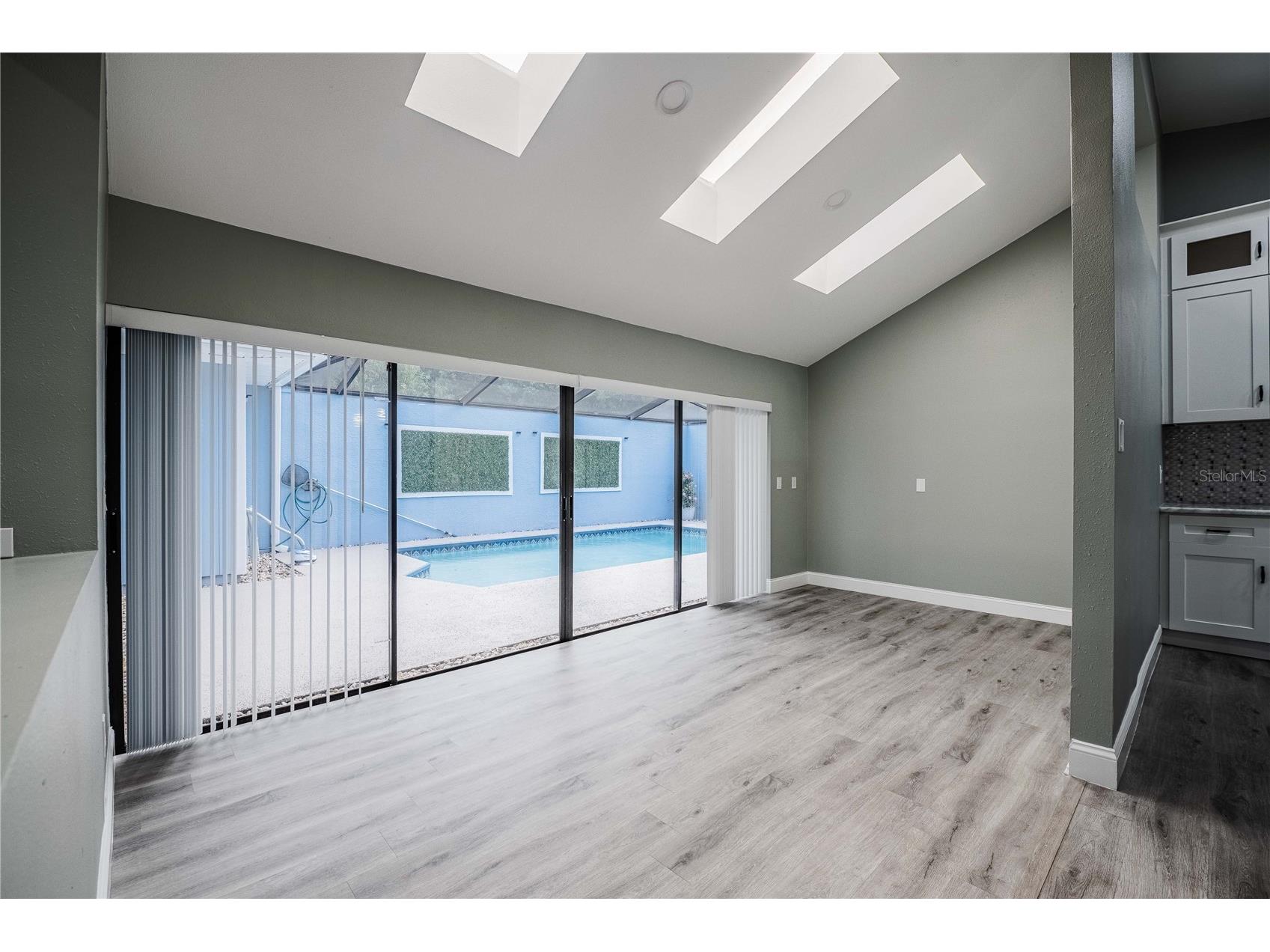 710 Loma Linda Court Brandon FL 33511 TB8525792 image14
