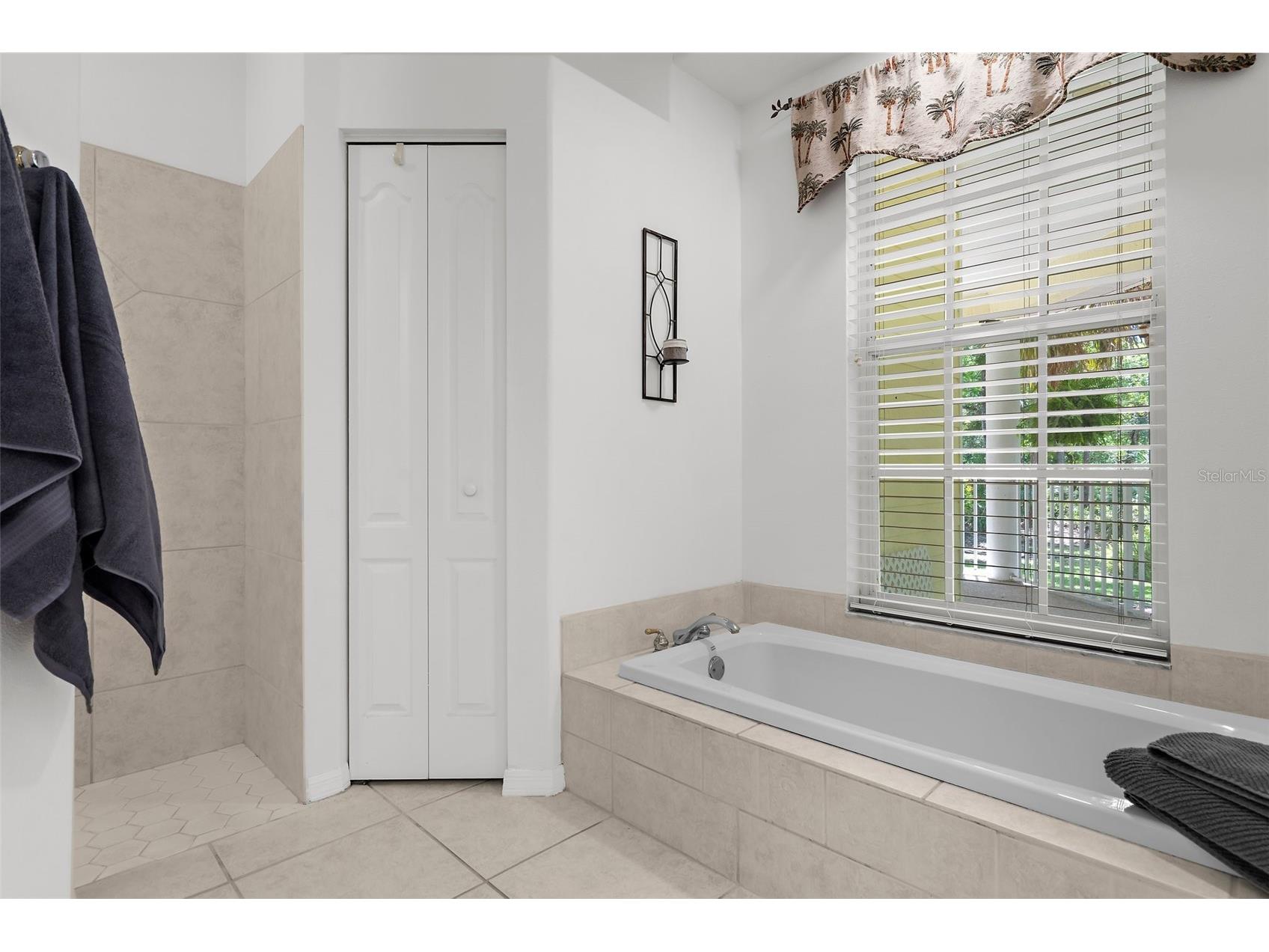 710 N River Road Venice FL 34293 - MYAKKA RIVER N6142341 image17