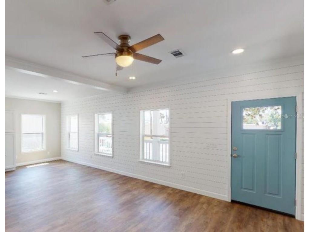 710 N Thomas Street Plant City FL 33563 A4673867 image3