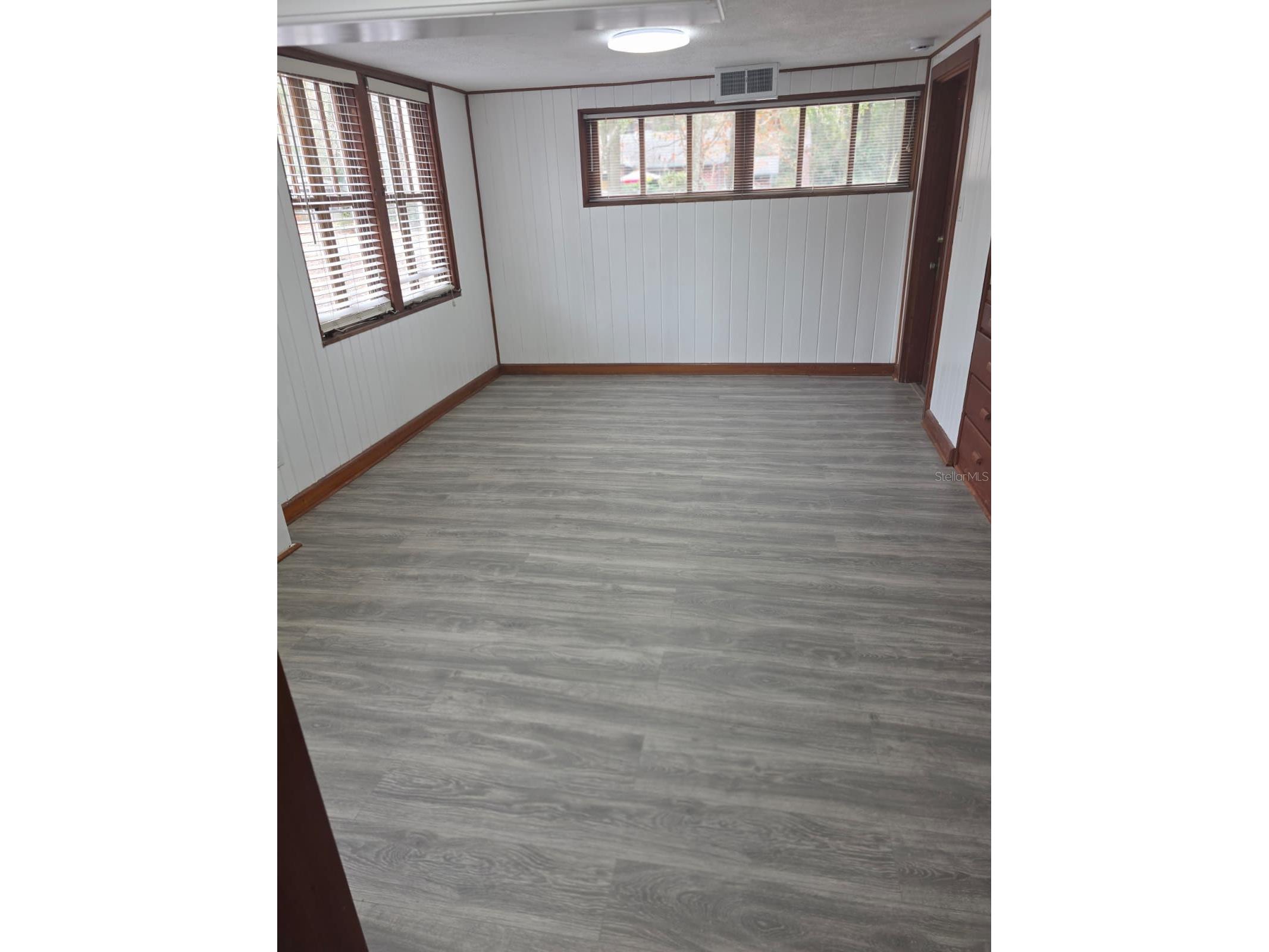 710 NE 11th Avenue Gainesville FL 32601 TB8475751 image12