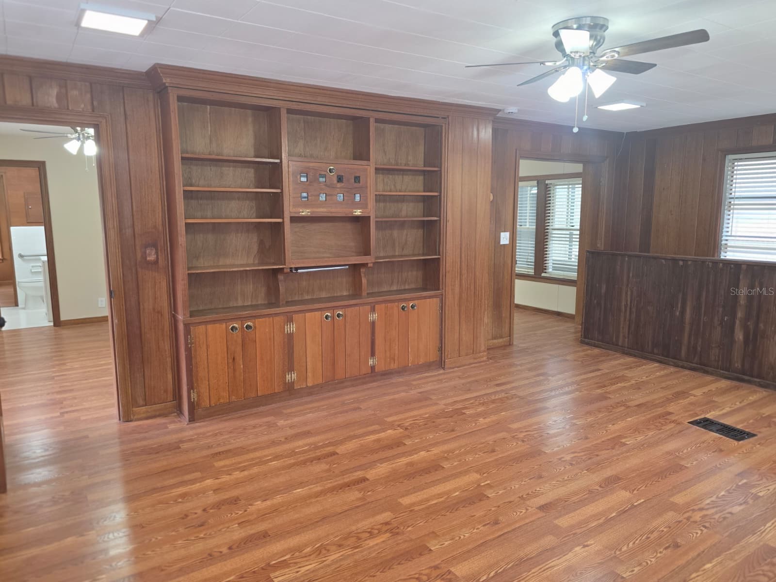 710 NE 11th Avenue Gainesville FL 32601 TB8475751 image32