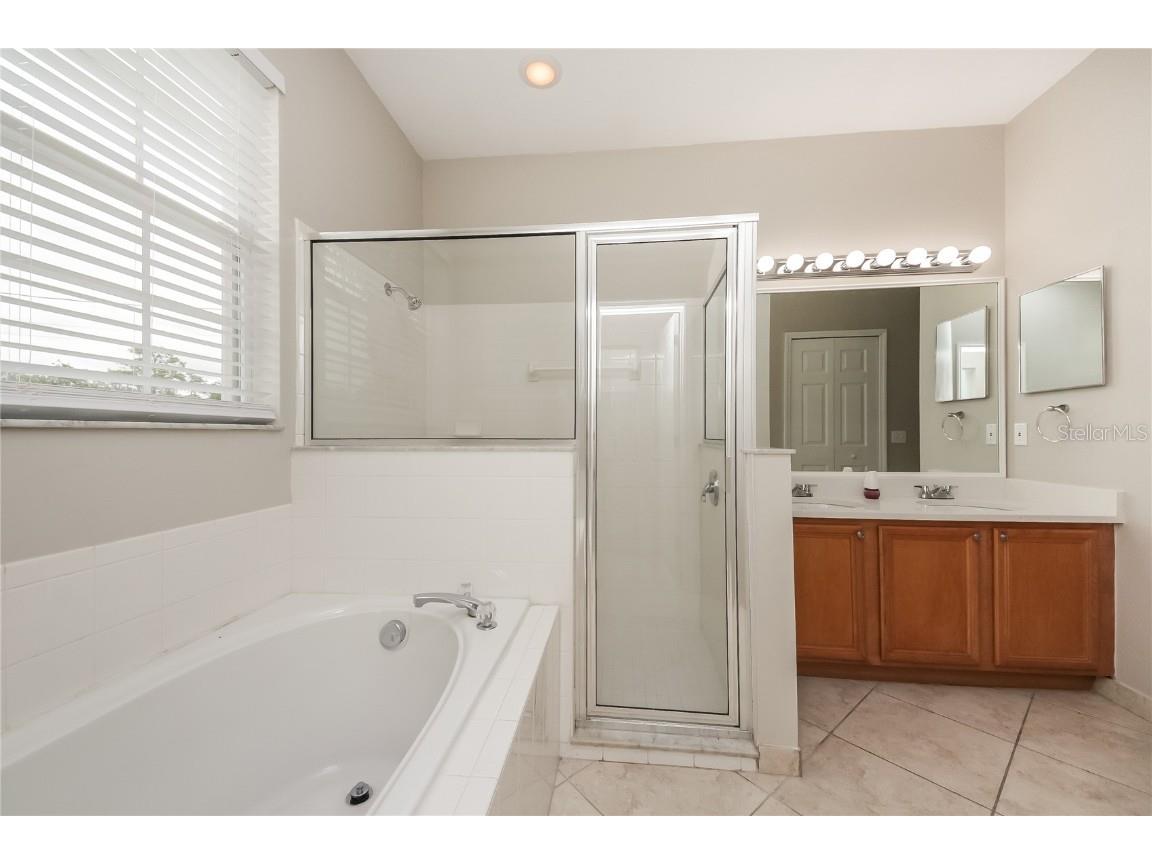 710 Paris Drive Kissimmee FL 34759 TB8445366 image11