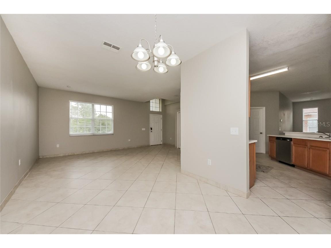 710 Paris Drive Kissimmee FL 34759 TB8445366 image5