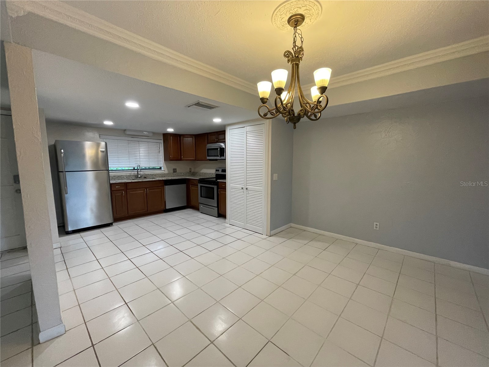 710 Raymond Circle Altamonte Springs FL 32714 O6405786 image3