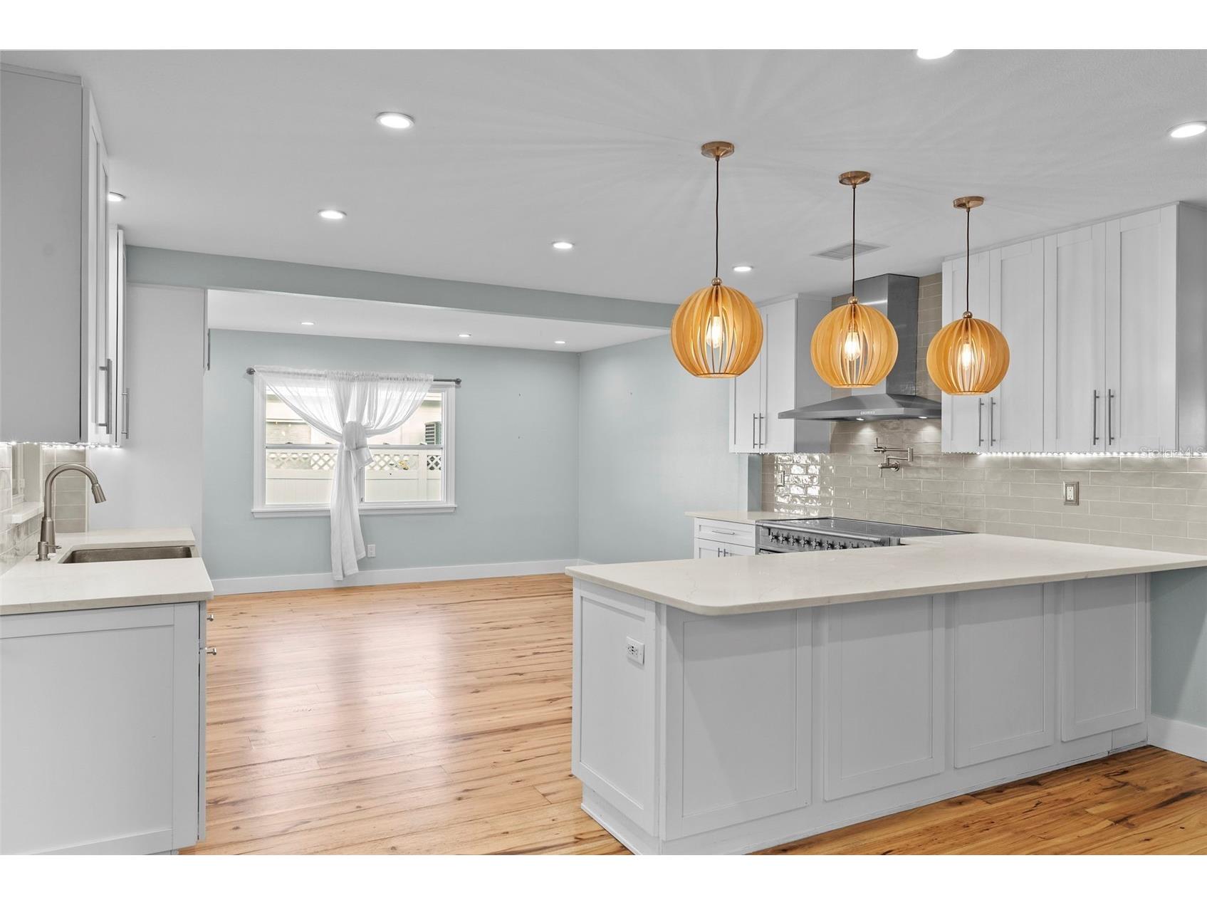 710 S Davis Boulevard Tampa FL 33606 TB8429444 image10