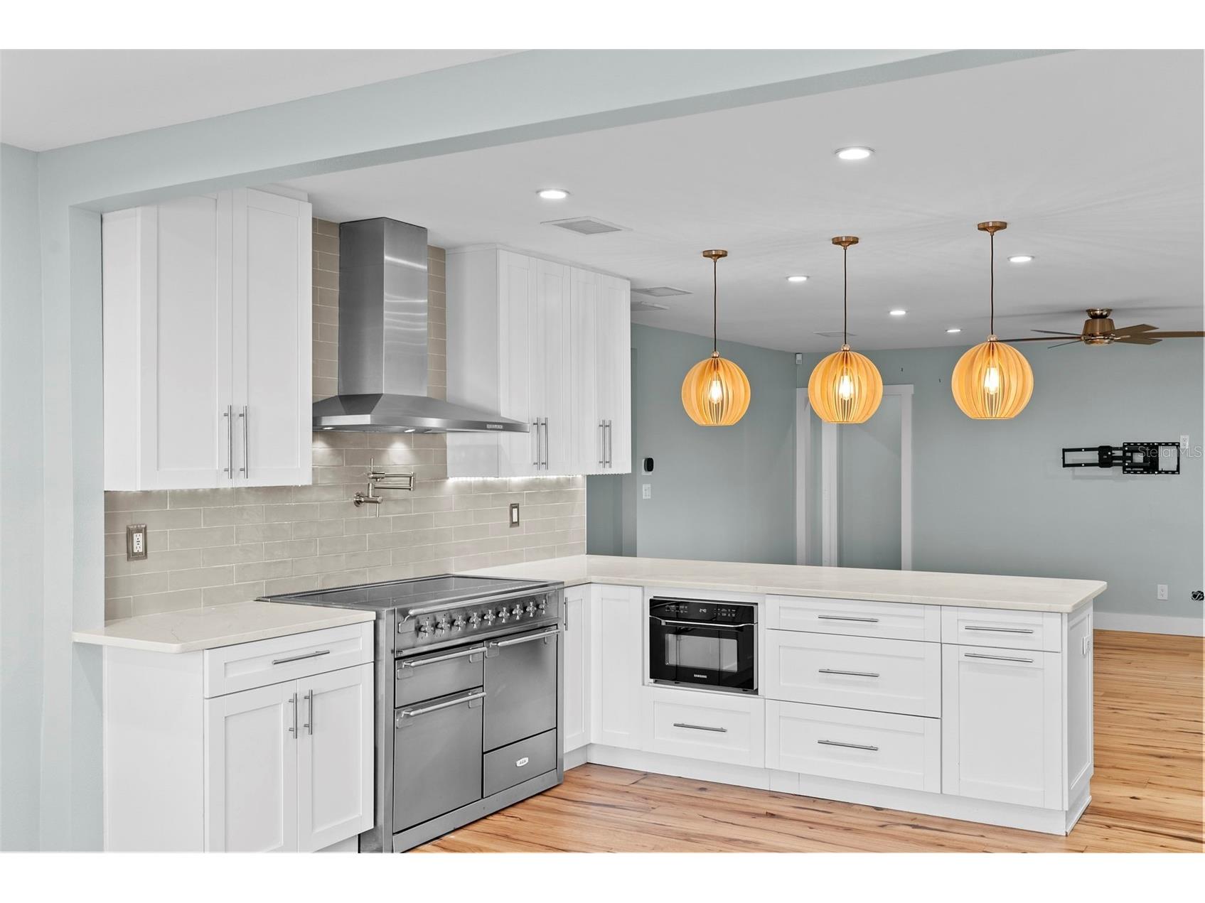 710 S Davis Boulevard Tampa FL 33606 TB8429444 image15