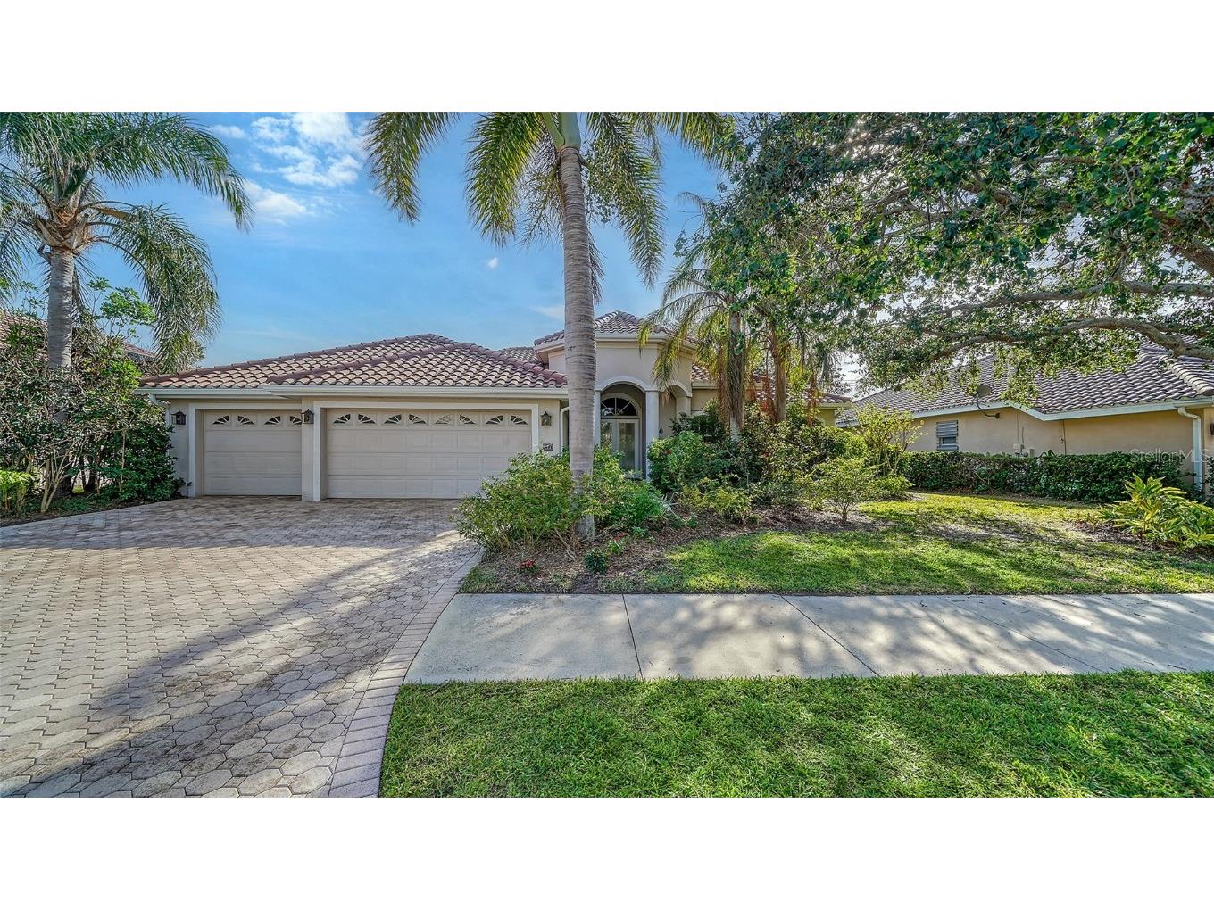 710 Shadow Bay Way Osprey FL 34229 - POND A4631385 image1