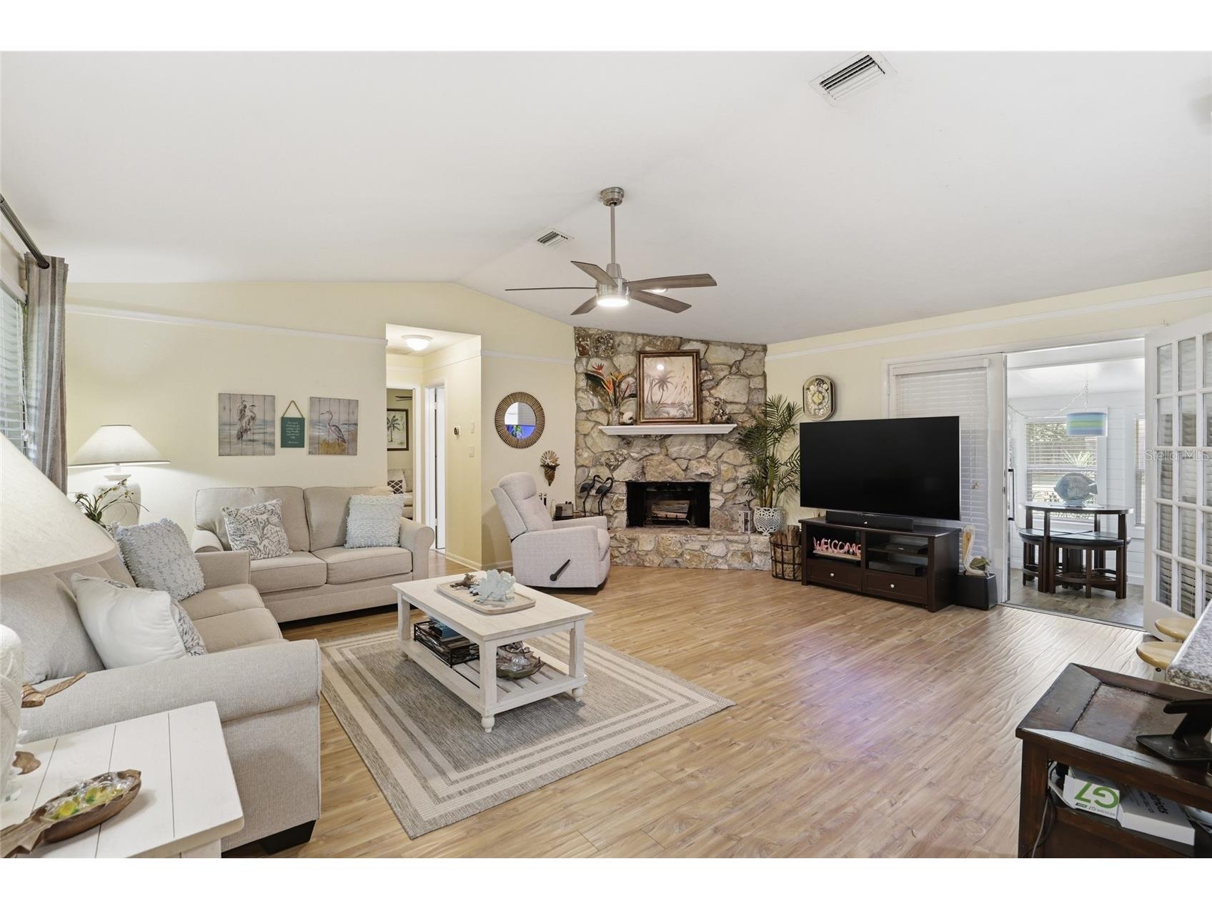 710 SW 77th Terrace Gainesville FL 32607 A4693588 image13