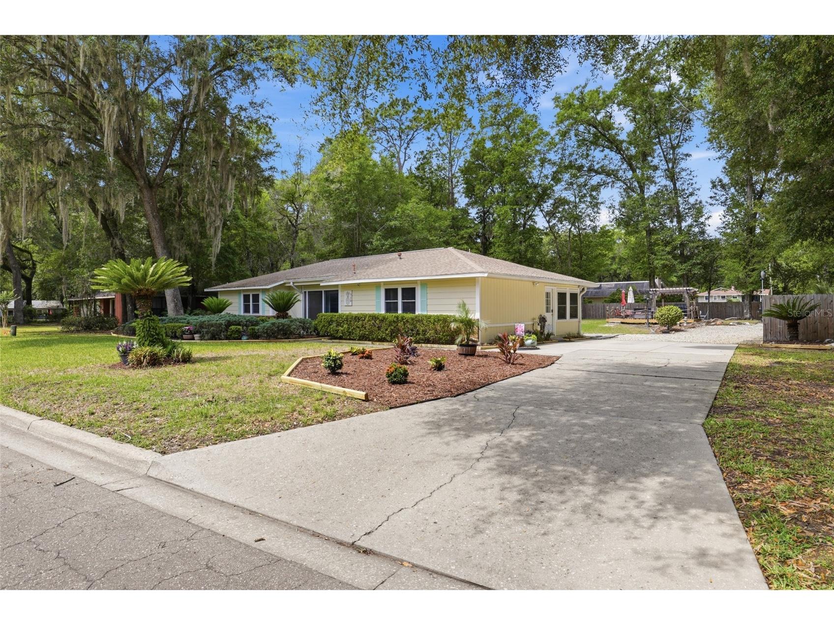 710 SW 77th Terrace Gainesville FL 32607 A4693588 image30