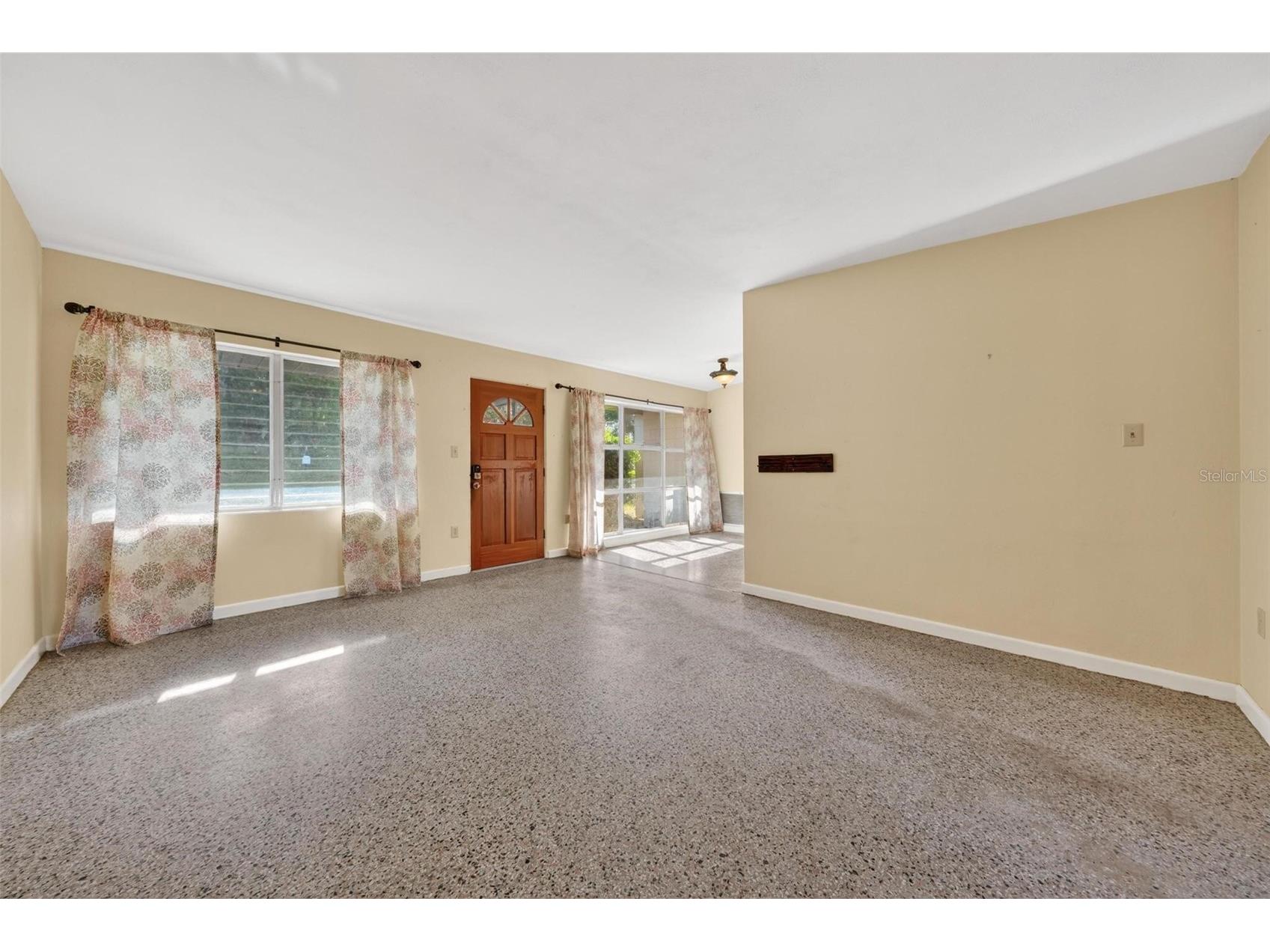 710 Twin Oaks Lane Eustis FL 32726 - LAKE MAGGIE G5112740 image3