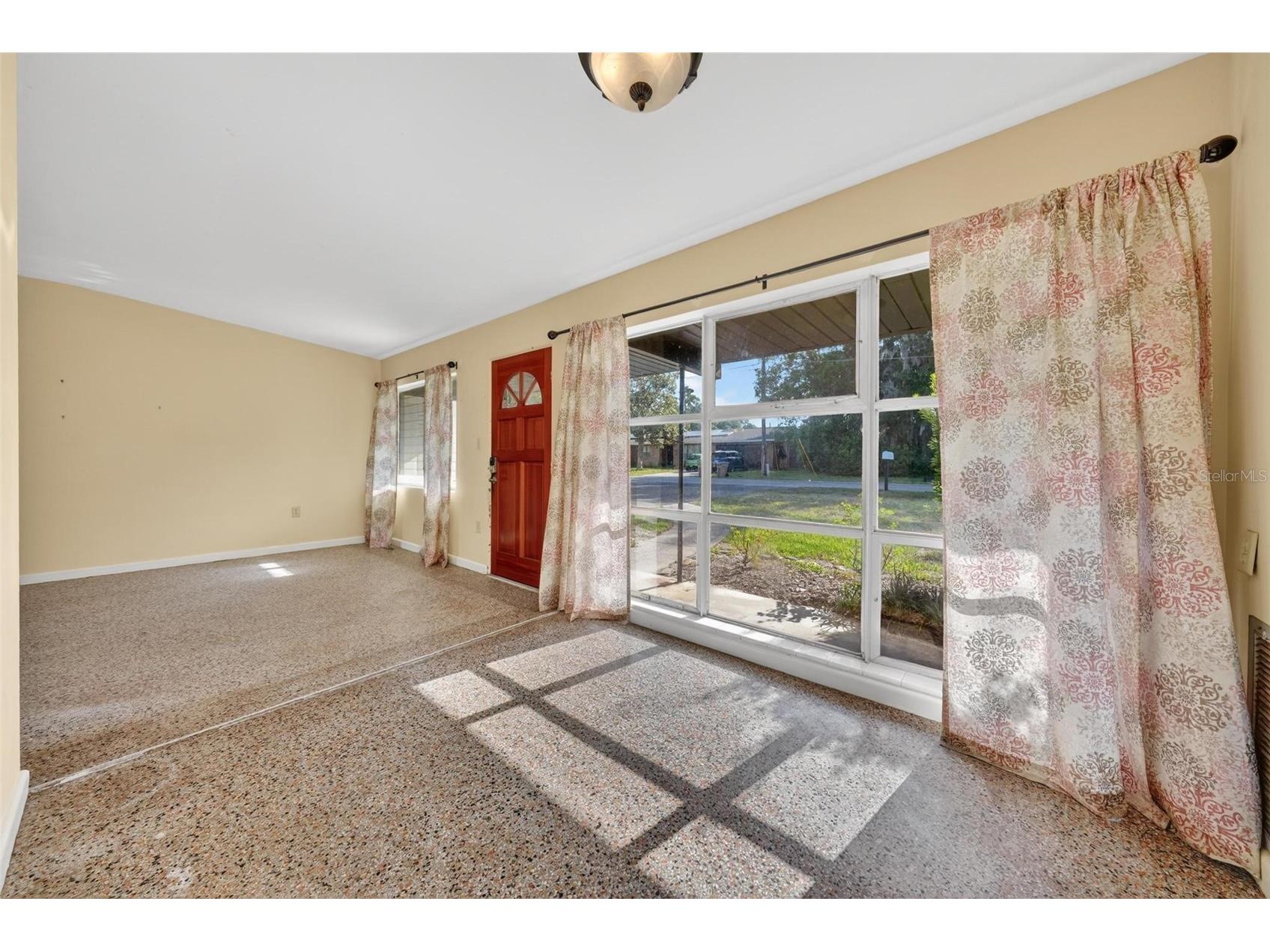 710 Twin Oaks Lane Eustis FL 32726 - LAKE MAGGIE G5112740 image5