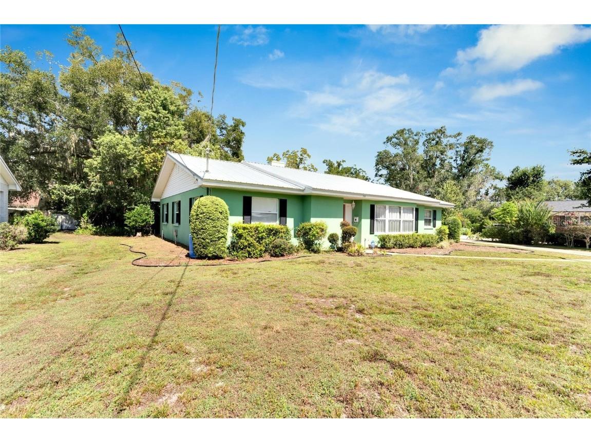 710 W Russell Drive Plant City FL 33563 T3477677 image1