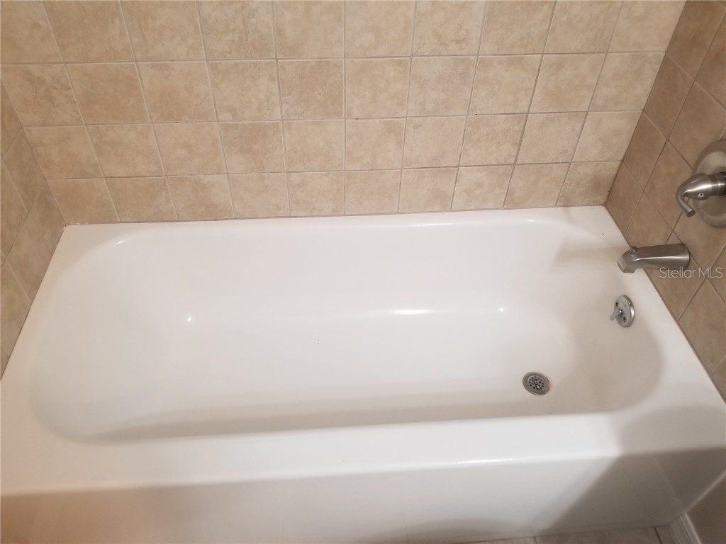 7100 Dartmouth Avenue N #4 Saint Petersburg FL 33710 TB8443048 image15