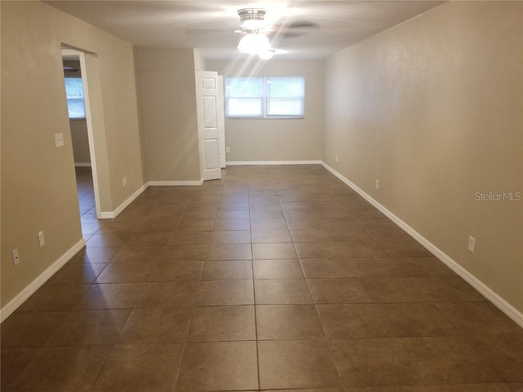 7100 Dartmouth Avenue N #4 Saint Petersburg FL 33710 TB8443048 image7