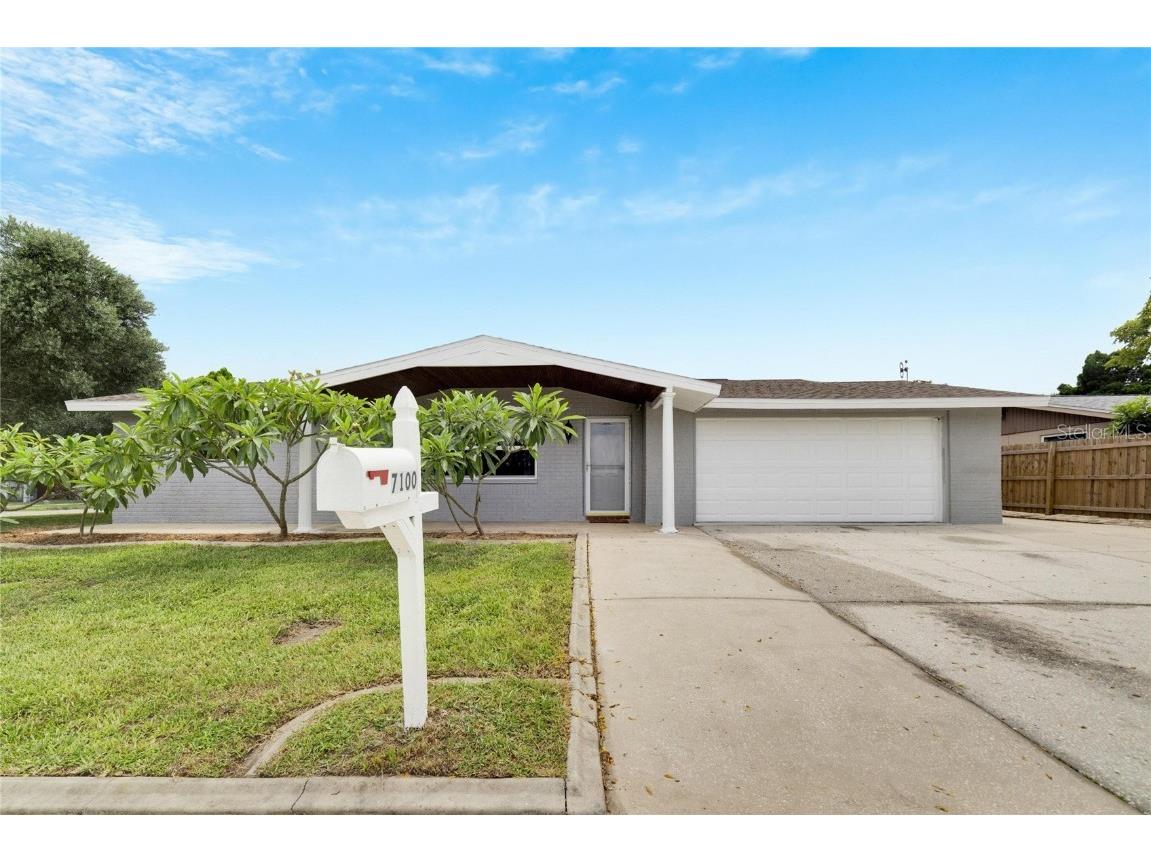 7100 Maplehurst Drive Port Richey FL 34668 T3462828 image1