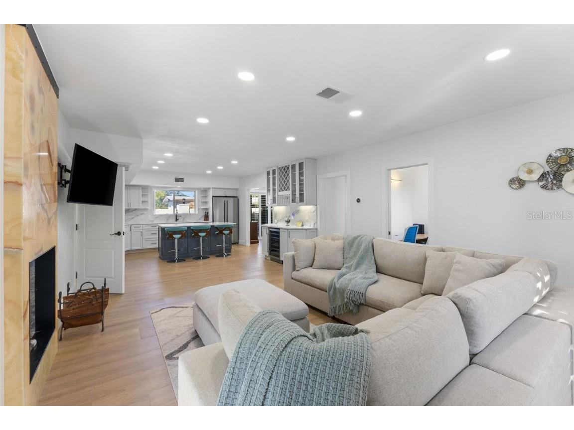 7100 Park Street S Saint Petersburg FL 33707 TB8435212 image22