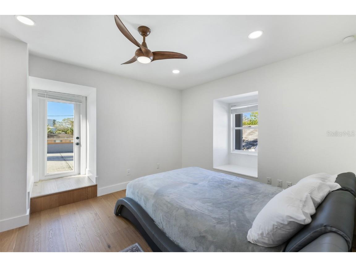 7100 Park Street S Saint Petersburg FL 33707 TB8435212 image35